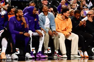 但詹姆斯总 但詹姆斯总